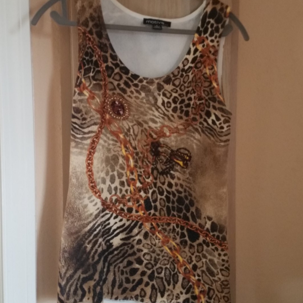Animal print top